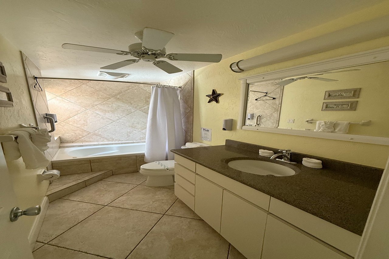 One Bedroom Condominium Bathroom
